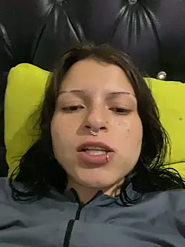 Snapshot of val_zx chatting on 29, 7, 2026 val zx online show from 29, 7, 2026