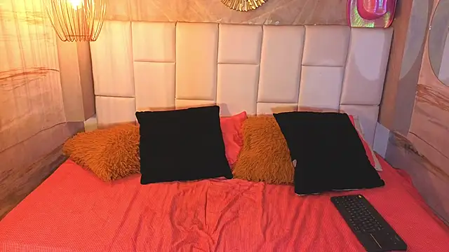 sweetlittlevenus online show from 20, 3, 2025