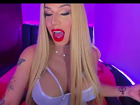 Snapshot of Aleja_monnroe chatting on 19, 12, 2025 Aleja monnroe online show from 19, 12, 2025