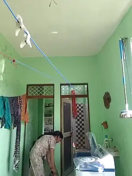 Hotty-Nidhi online show from 17, 10, 2025