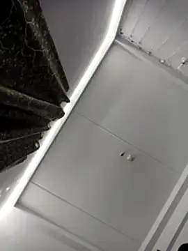 Snapshot of HARSHHU01 chatting on 18, 12, 2025 HARSHHU01 online show from 18, 12, 2025