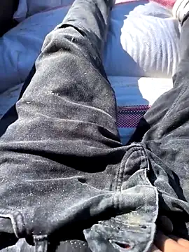 Thunderbolt121 online show from 2, 3, 2026