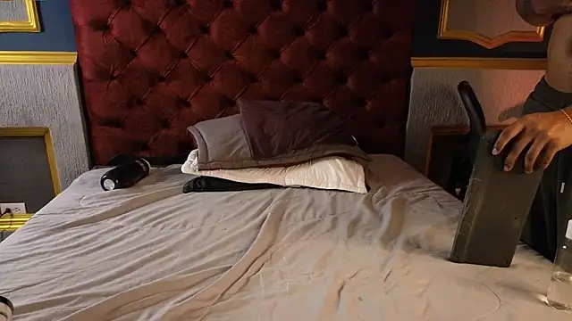 Snapshot of AshtonnSummer chatting on 10, 3, 2025 AshtonnSummer online show from 10, 3, 2025