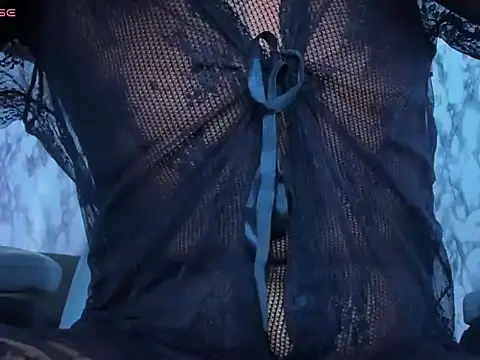 Dayana 20cm online show from 8, 3, 2026