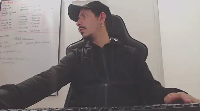 Snapshot of David_Blake69 chatting on 9, 3, 2025 David Blake69 online show from 9, 3, 2025