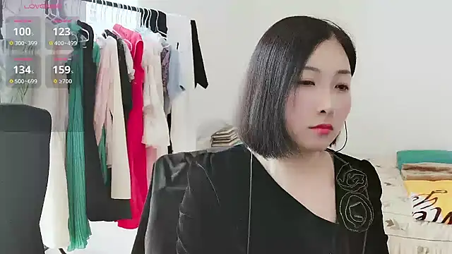 Rachel-6600 online show from 24, 9, 2025