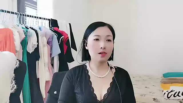 Rachel-6600 online show from 26, 11, 2025