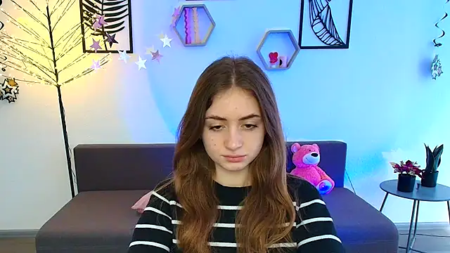 LilyHaart online show from 11, 3, 2025