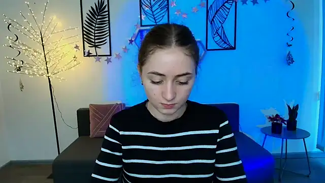 LilyHaart online show from 22, 3, 2025