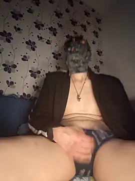 Snapshot of ThePython666 chatting on 10, 3, 2025 ThePython666 online show from 10, 3, 2025