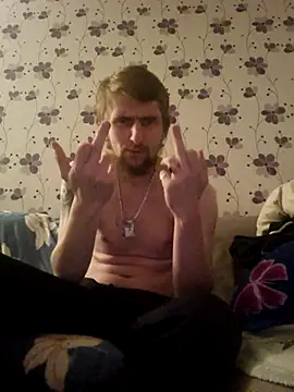 Snapshot of ThePython666 chatting on 4, 10, 2025 ThePython666 online show from 4, 10, 2025