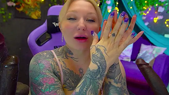 Snapshot of BlackedBarbie chatting on 29, 5, 2026 BlackedBarbie online show from 29, 5, 2026