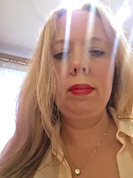 Irina3718 online show from 22, 4, 2026