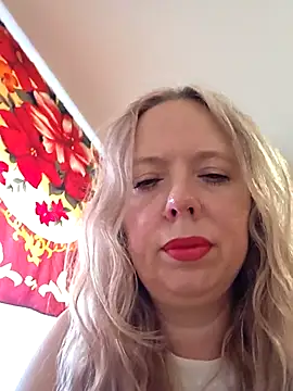 Snapshot of Irina3718 chatting on 21, 7, 2026 Irina3718 online show from 21, 7, 2026