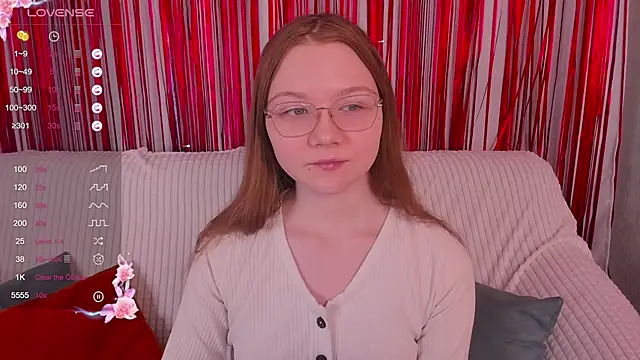 Snapshot of luv_tessa chatting on 15, 2, 2026 luv tessa online show from 15, 2, 2026