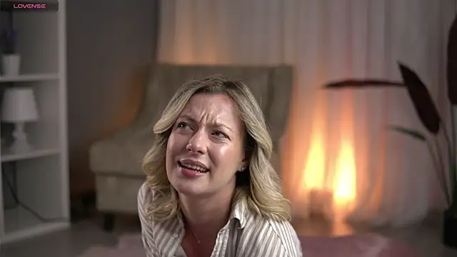 AnnastasiaMills online show from 21, 4, 2026
