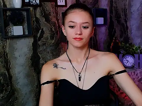 LanaTey online show from 10, 9, 2025