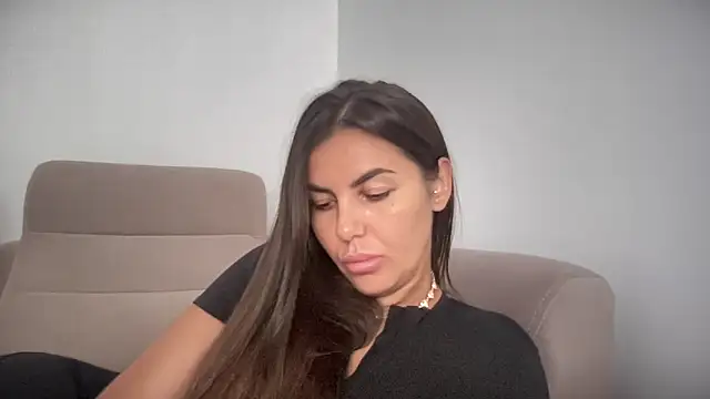 Snapshot of AngelinaMeov chatting on 15, 9, 2025 AngelinaMeov online show from 15, 9, 2025