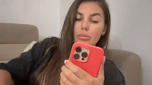 Snapshot of AngelinaMeov chatting on 26, 9, 2025 AngelinaMeov online show from 26, 9, 2025