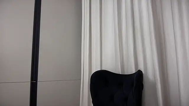 Snapshot of AngelinaMeov chatting on 30, 9, 2025 AngelinaMeov online show from 30, 9, 2025