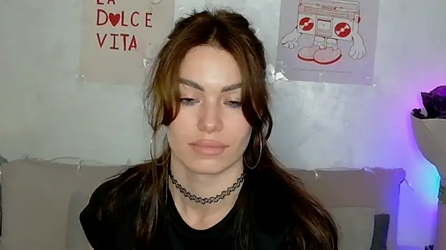 SweetDarling7 online show from 27, 3, 2026