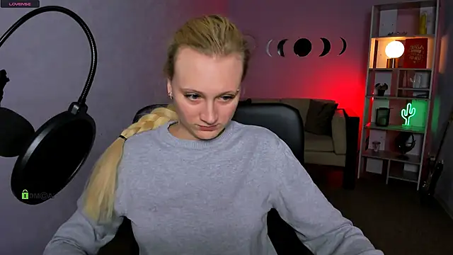 madam uliis online show from 29, 11, 2025