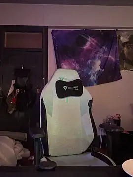 twink69Finger online show from 22, 9, 2025