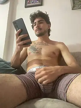 thiago9798 online show from 28, 7, 2026