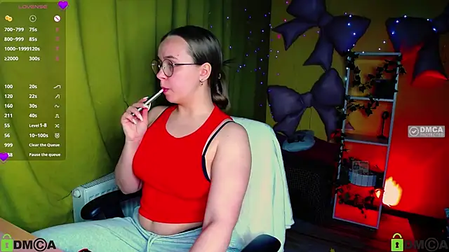 Lilysweet13 online show from 27, 4, 2026