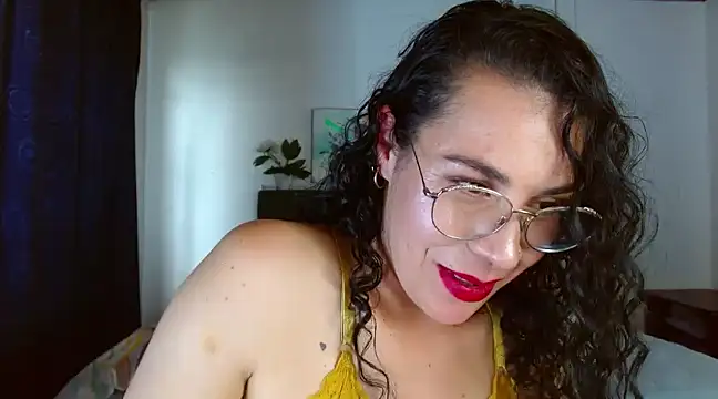 Snapshot of mia_velvet1 chatting on 15, 3, 2025 mia velvet1 online show from 15, 3, 2025