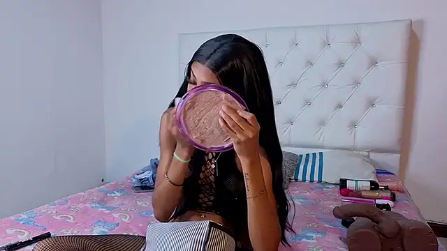 megan stathann online show from 4, 2, 2026