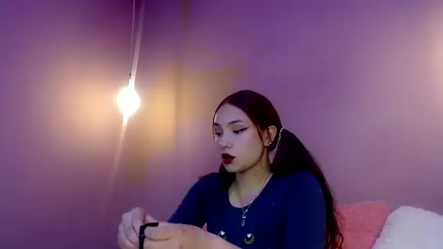 Rose Fire1 online show from 22, 3, 2025