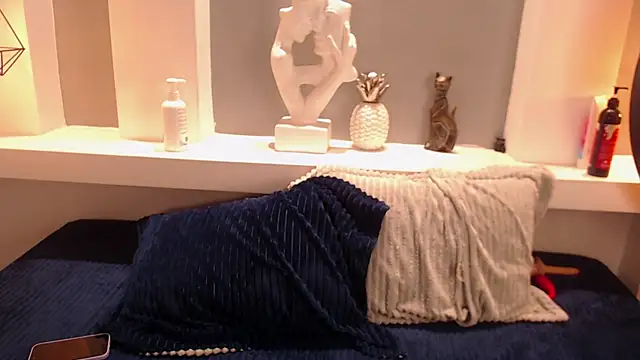 milu w4llace online show from 31, 10, 2025