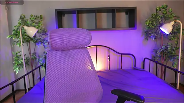 Snapshot of Miyuki_wolf chatting on 13, 9, 2025 Miyuki wolf online show from 13, 9, 2025