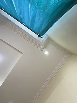 Ivelleee  online show from 1, 2, 2026