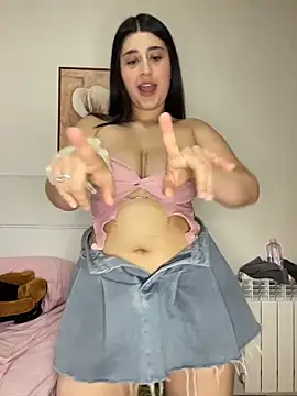 SashaLuss  online show from 10, 6, 2026