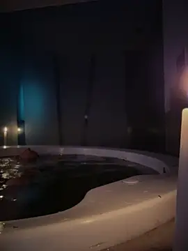 Snapshot of LoganPeny chatting on 17, 12, 2025 LoganPeny online show from 17, 12, 2025