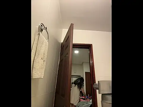 Snapshot of LoganPeny chatting on 7, 1, 2026 LoganPeny online show from 7, 1, 2026