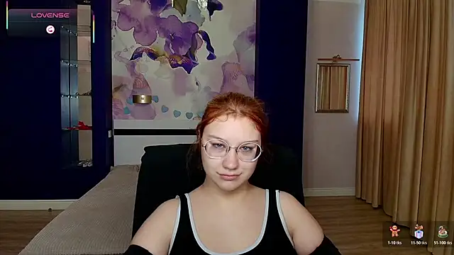 AngelinaLow online show from 5, 12, 2025