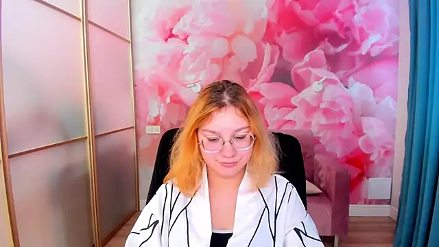 AngelinaLow online show from 20, 2, 2026