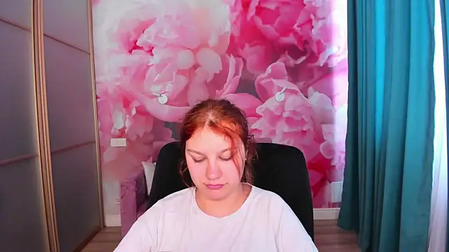 AngelinaLow online show from 8, 6, 2026