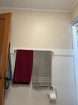 SpaceCowWhore online show from 28, 4, 2026