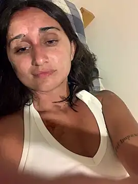 Snapshot of luci_brecman chatting on 1, 2, 2026 luci brecman online show from 1, 2, 2026