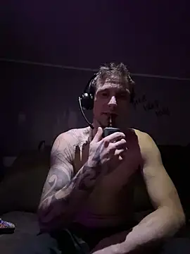 Snapshot of Stillhard8925 chatting on 22, 12, 2025 Stillhard8925 online show from 22, 12, 2025