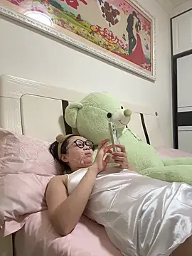 aa520uv online show from 6, 10, 2025