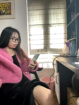 aa520uv online show from 4, 12, 2025