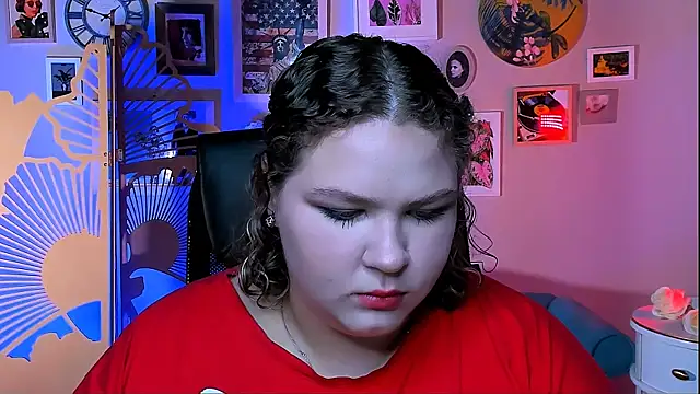 Snapshot of FlorenceAnderson chatting on 22, 9, 2025 FlorenceAnderson online show from 22, 9, 2025