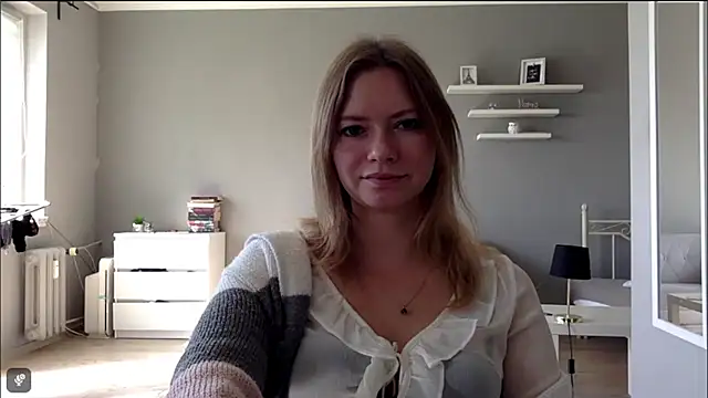 Snapshot of MillieShow chatting on 12, 9, 2025 MillieShow online show from 12, 9, 2025