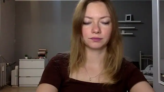 Snapshot of MillieShow chatting on 11, 11, 2025 MillieShow online show from 11, 11, 2025