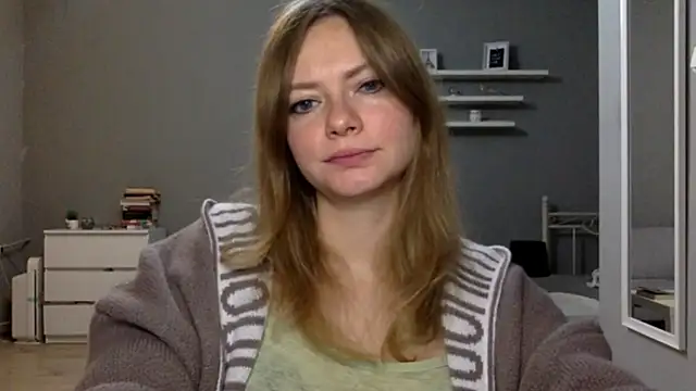 Snapshot of MillieShow chatting on 15, 11, 2025 MillieShow online show from 15, 11, 2025